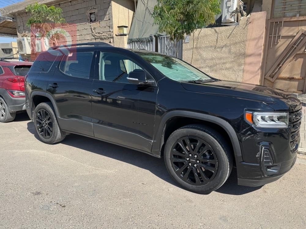 GMC Acadia